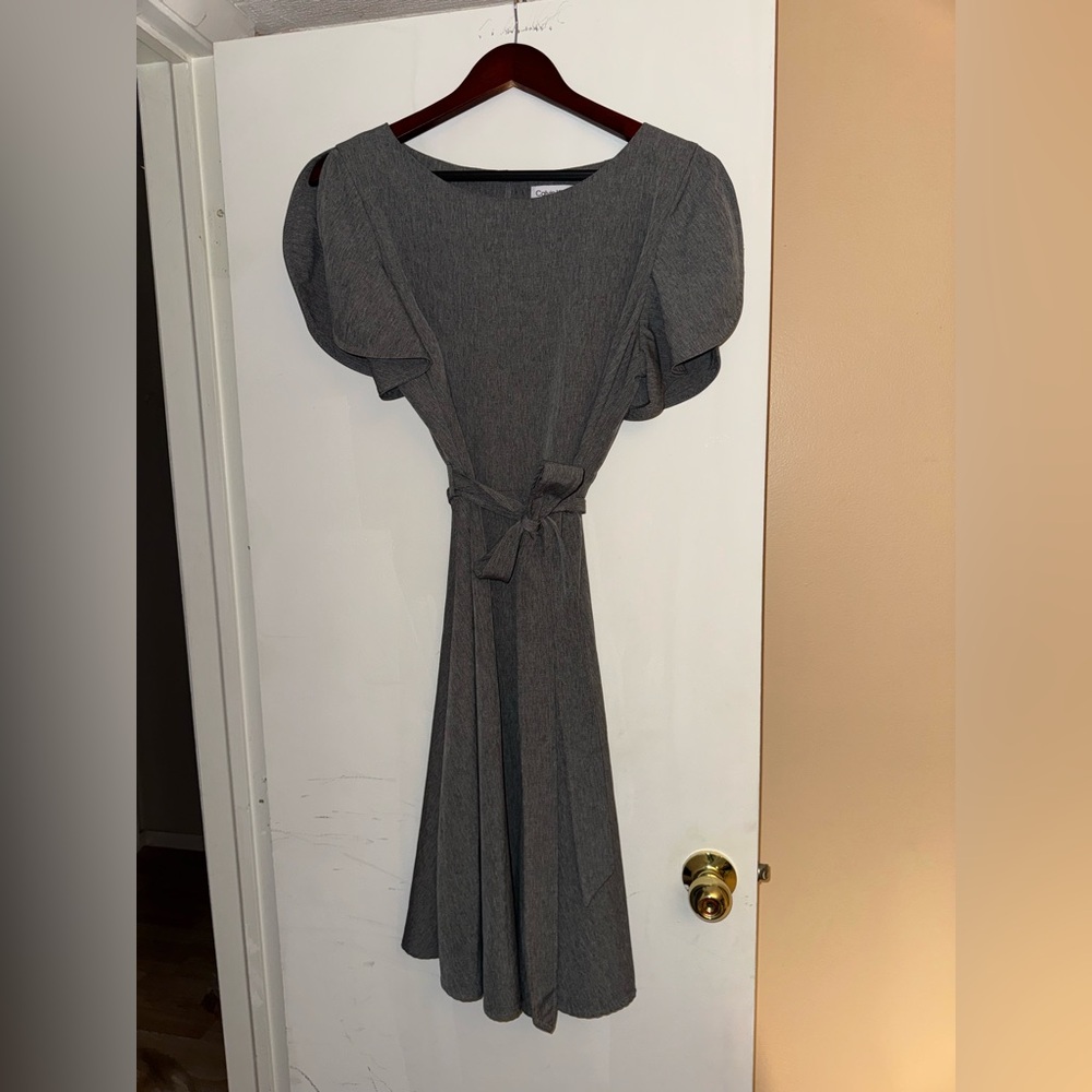 FREE with any purchase in my closet above $10!  Calvin Klein Midi Dress